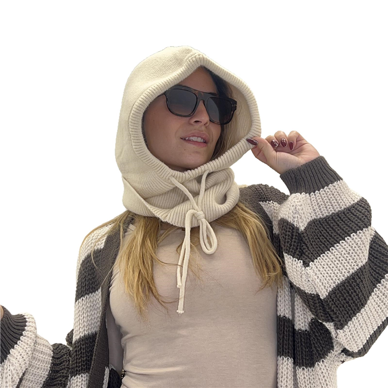 balaclava in costina please